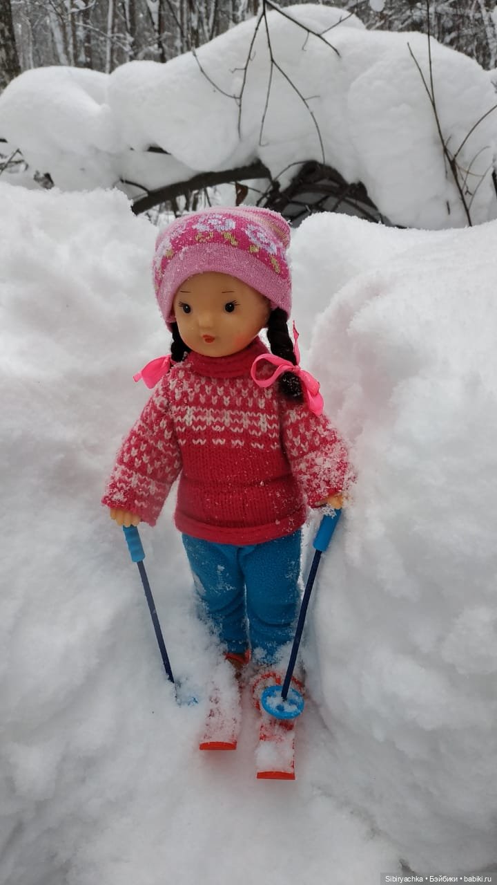 Лыжная прогулка Юляшки — Советские винтажные куклы (СССР): Ленигрушка