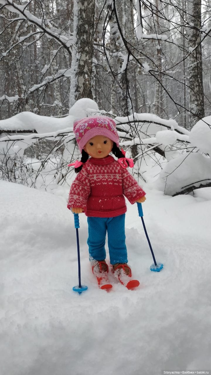 Лыжная прогулка Юляшки — Советские винтажные куклы (СССР): Ленигрушка (фото 5)