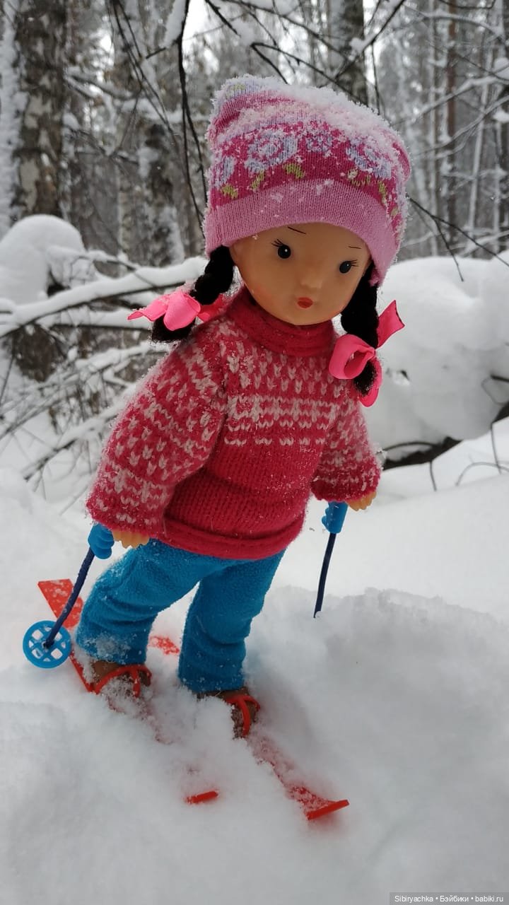 Лыжная прогулка Юляшки — Советские винтажные куклы (СССР): Ленигрушка