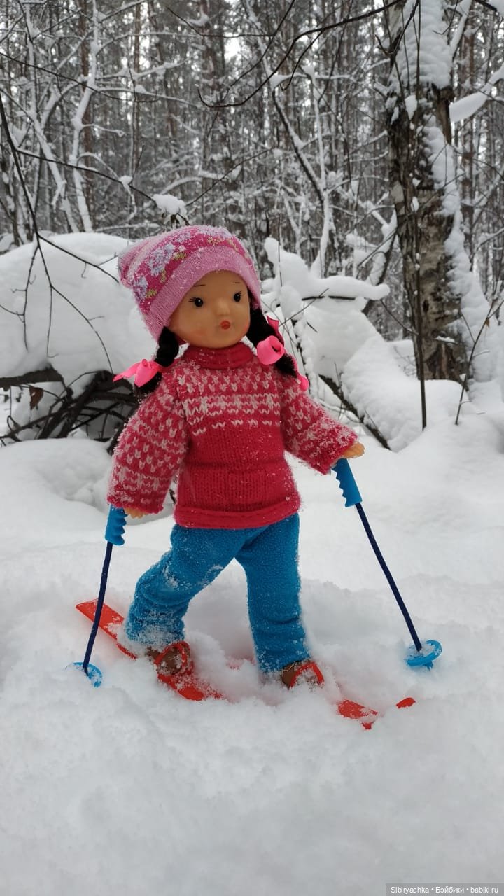 Лыжная прогулка Юляшки — Советские винтажные куклы (СССР): Ленигрушка