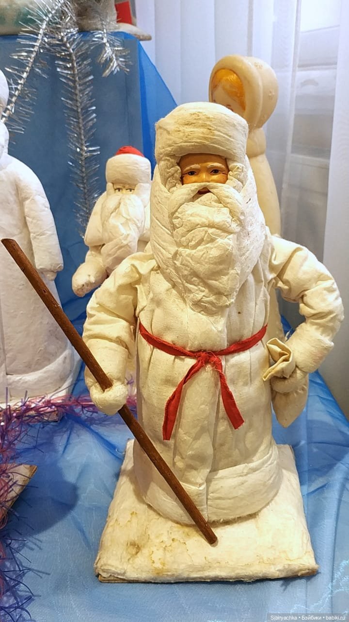 Деды Морозы и Снегурочки из далёкого прошлого