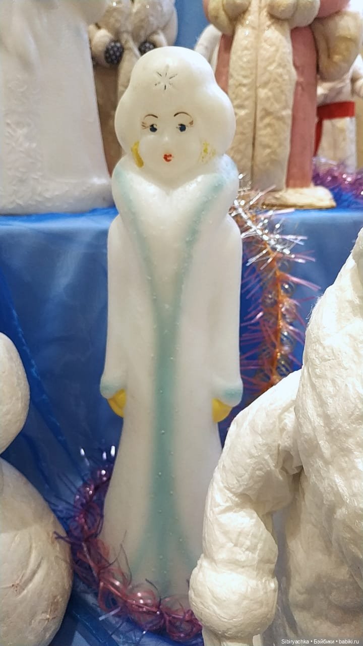 Деды Морозы и Снегурочки из далёкого прошлого