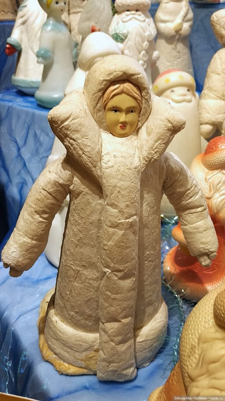 Деды Морозы и Снегурочки из далёкого прошлого