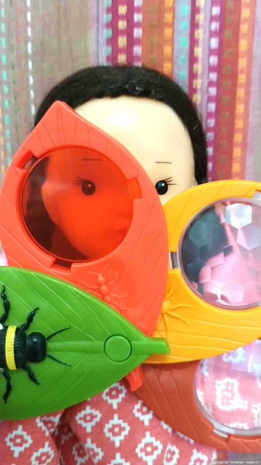 Распаковка чудесной посылочки или Юля и Юри играют в доктора