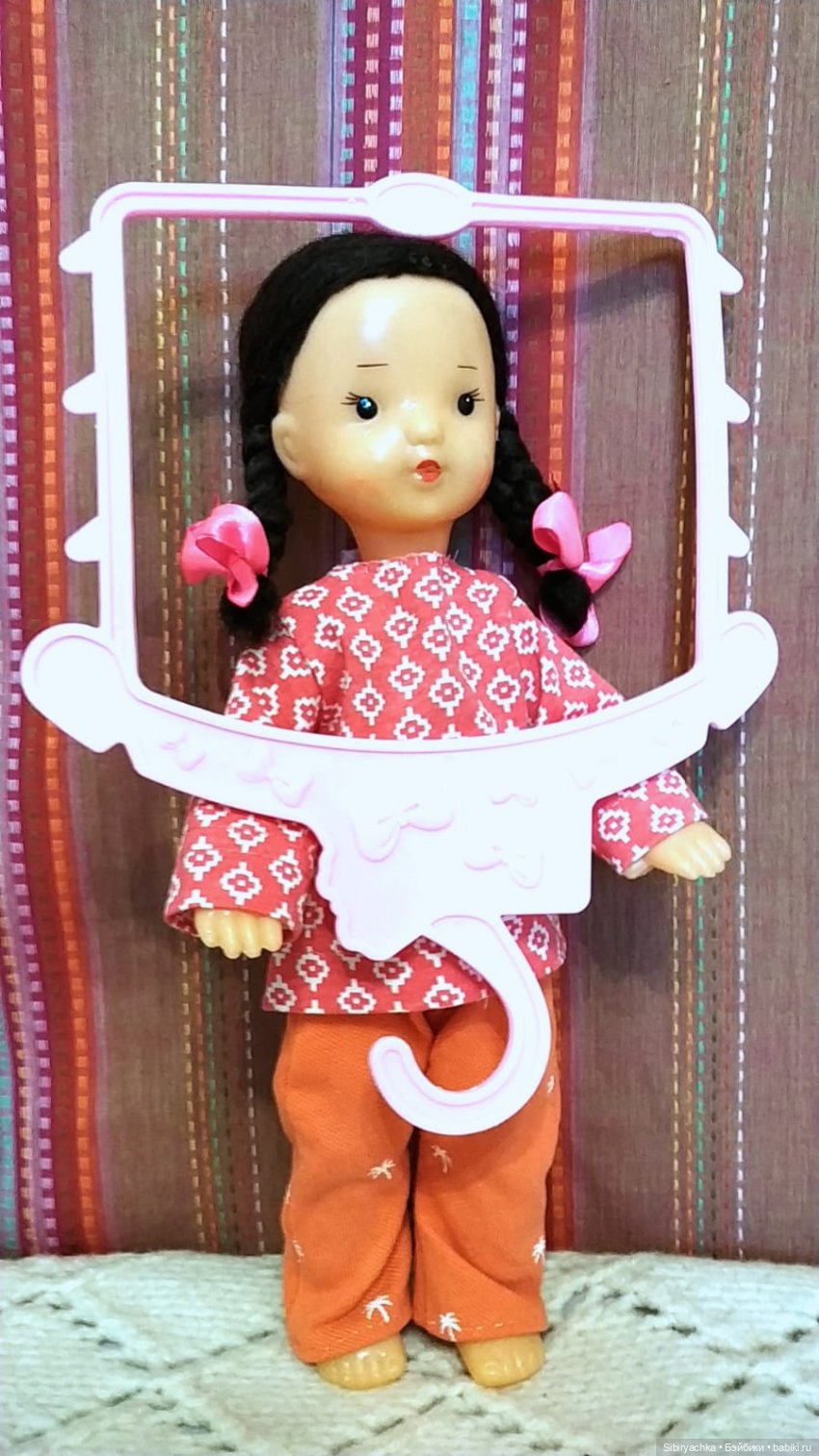 Распаковка чудесной посылочки или Юля и Юри играют в доктора (фото 2)