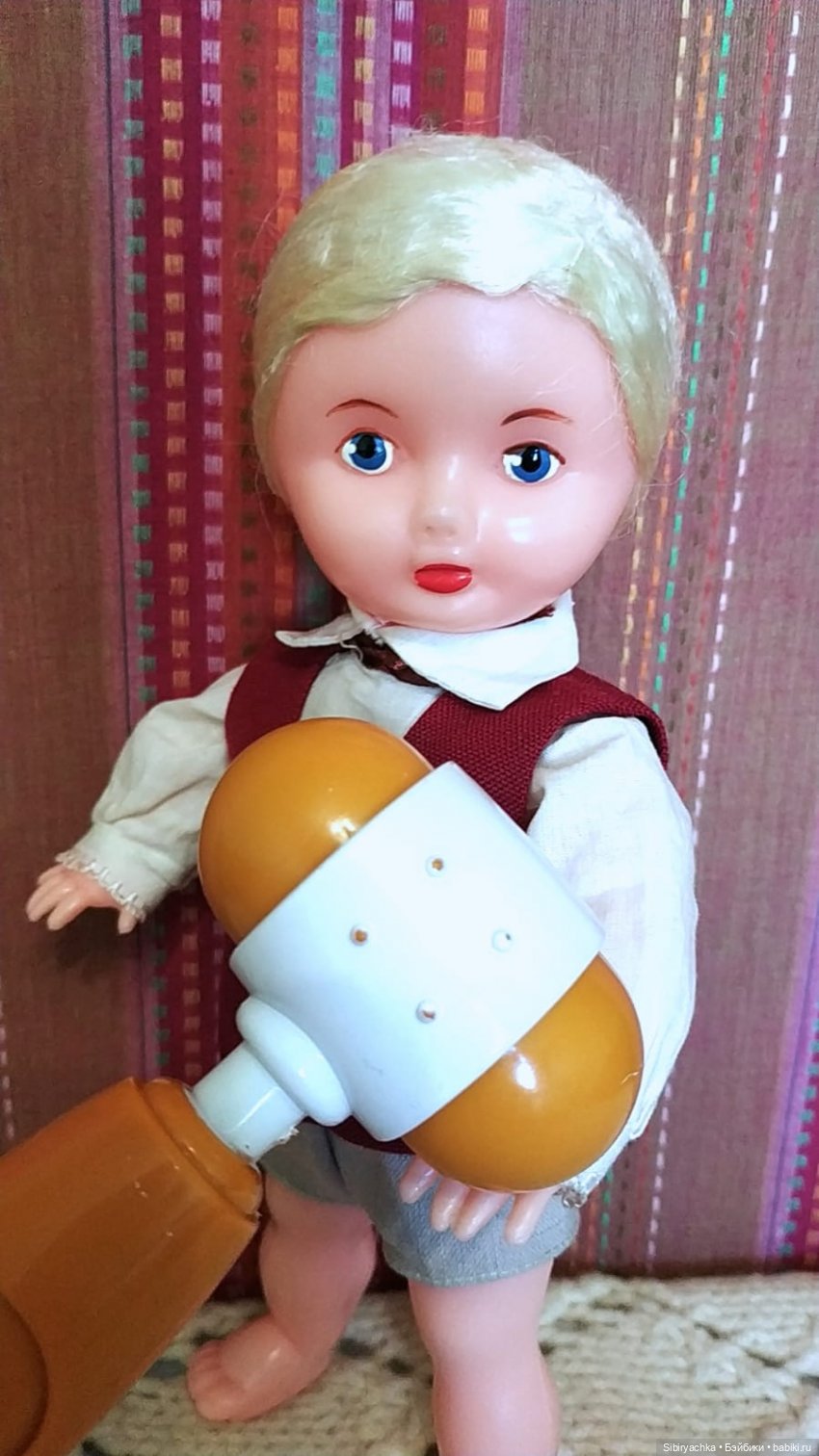 Распаковка чудесной посылочки или Юля и Юри играют в доктора