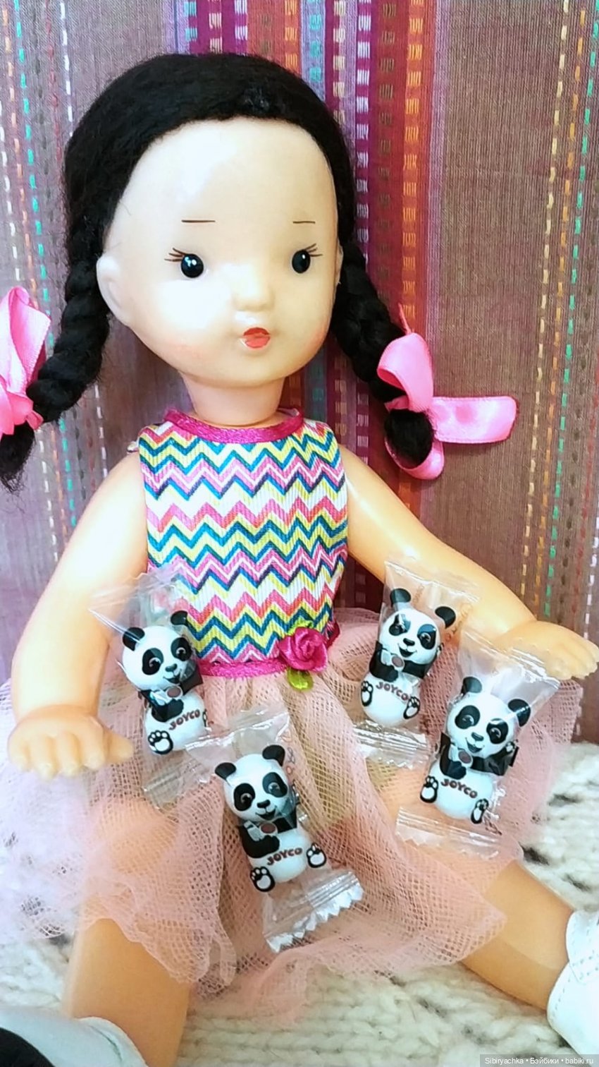 Юляшка получила посылку с подарками к Новому году