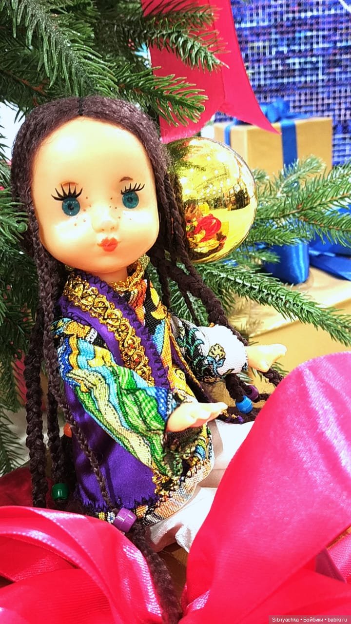 Необычная девочка с косичками (фото 7)