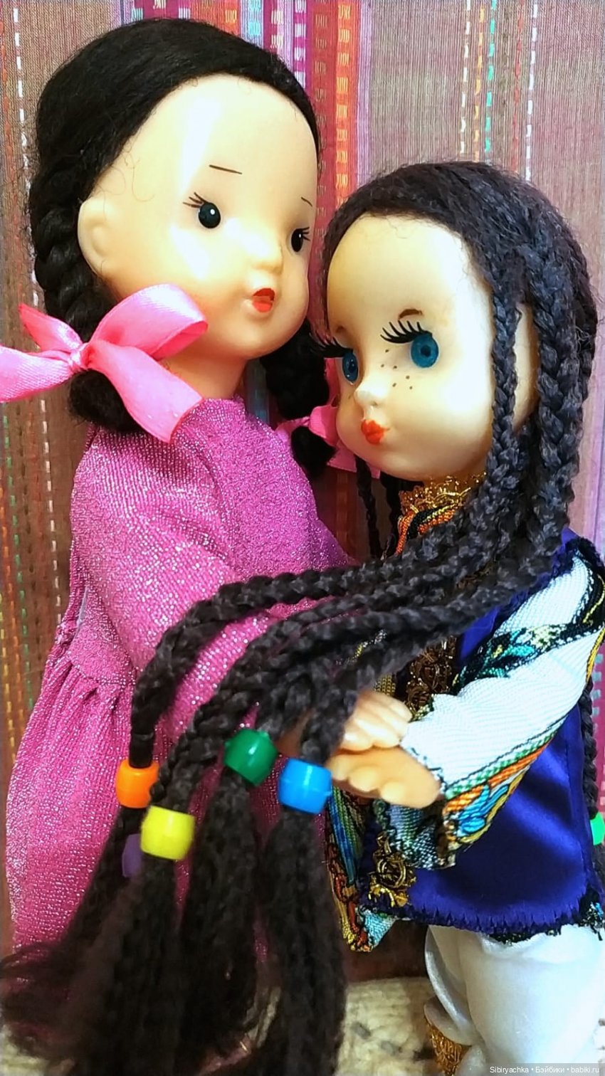 Первое знакомство Юляшки и Веты