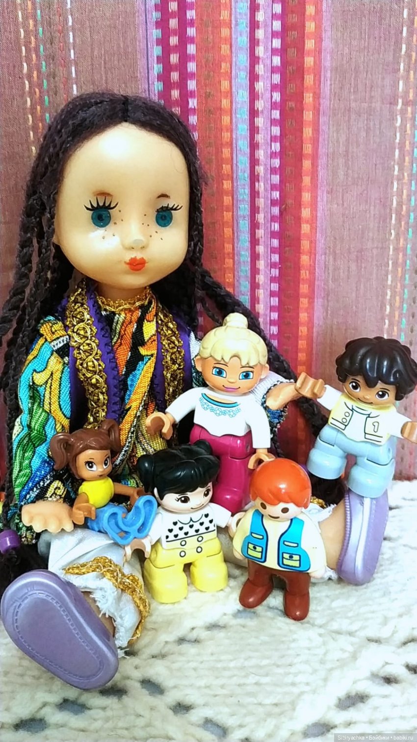 Первое знакомство Юляшки и Веты