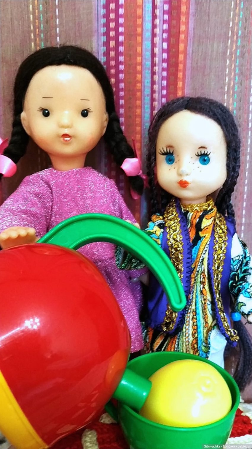 Первое знакомство Юляшки и Веты