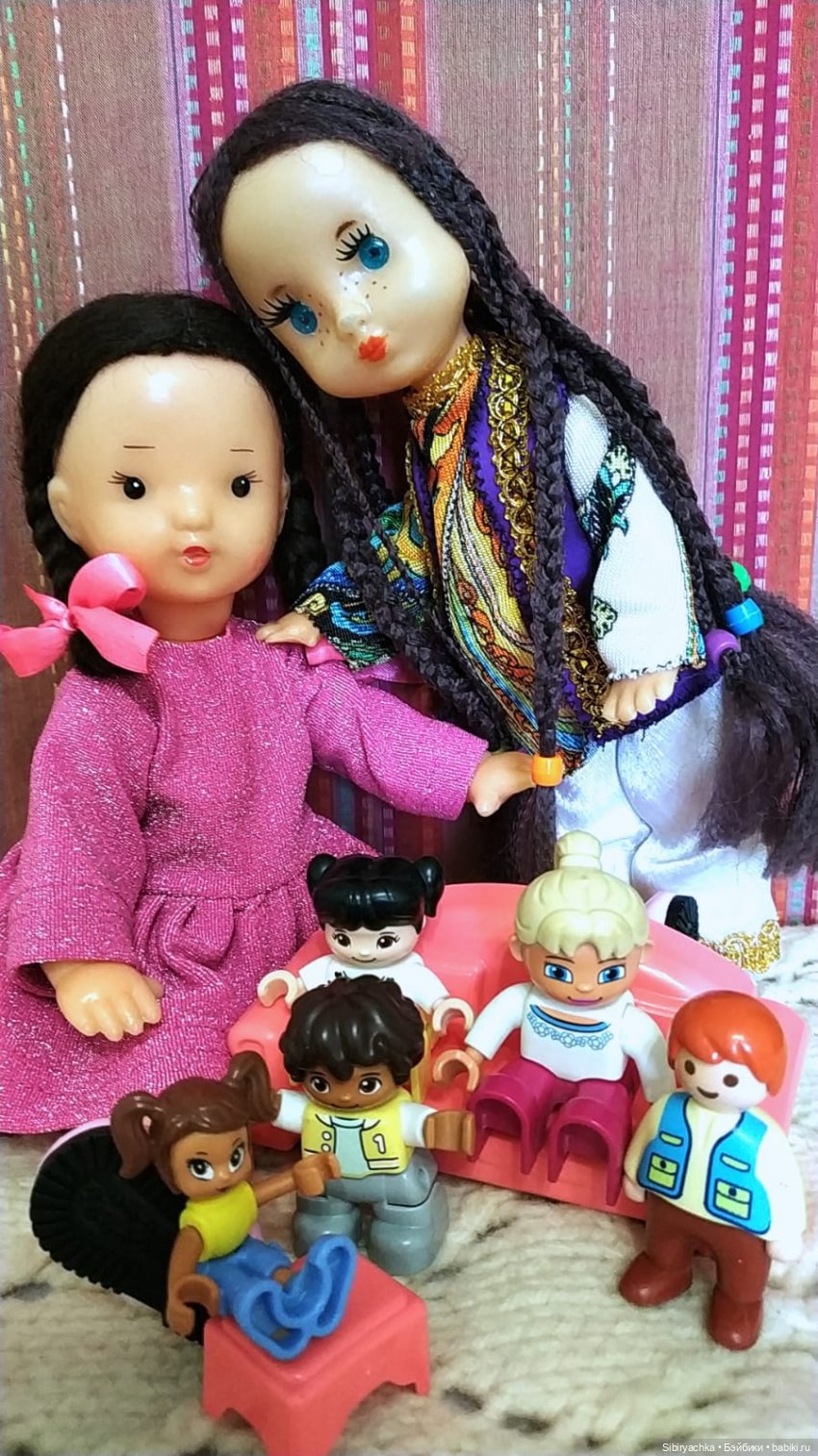 Первое знакомство Юляшки и Веты