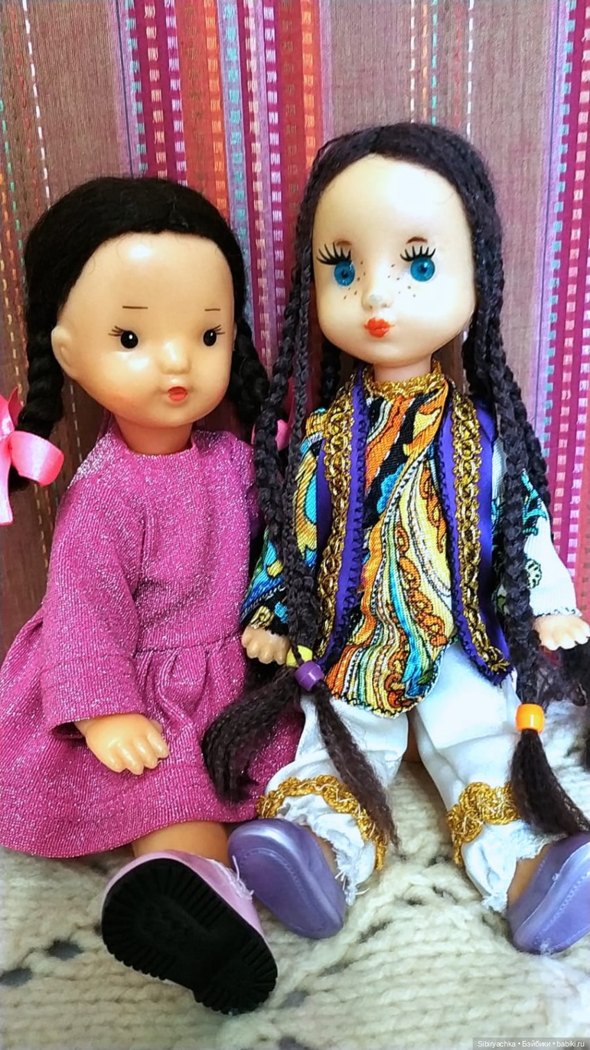 Первое знакомство Юляшки и Веты