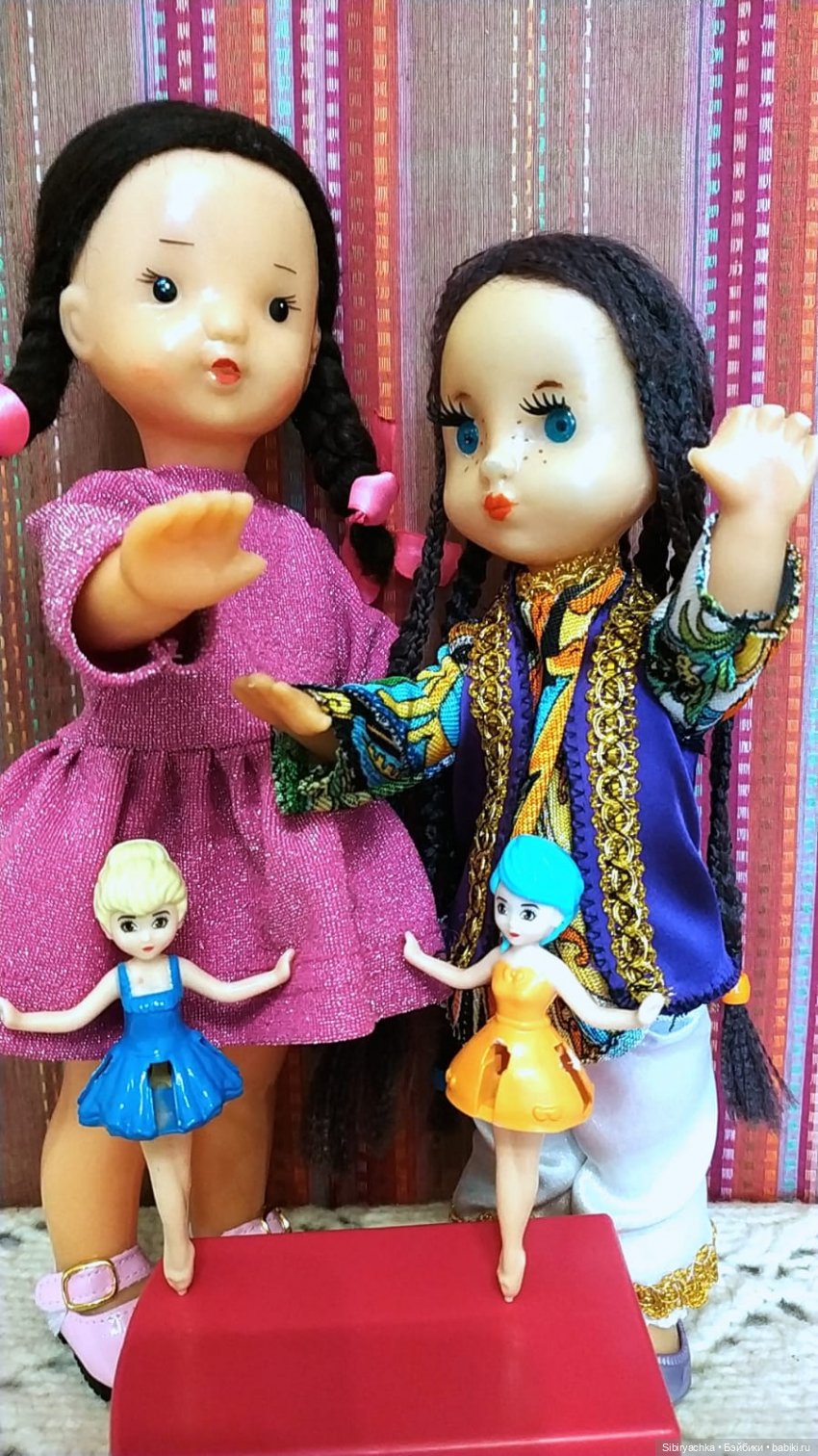 Первая прогулка Веты в сибирском лесу