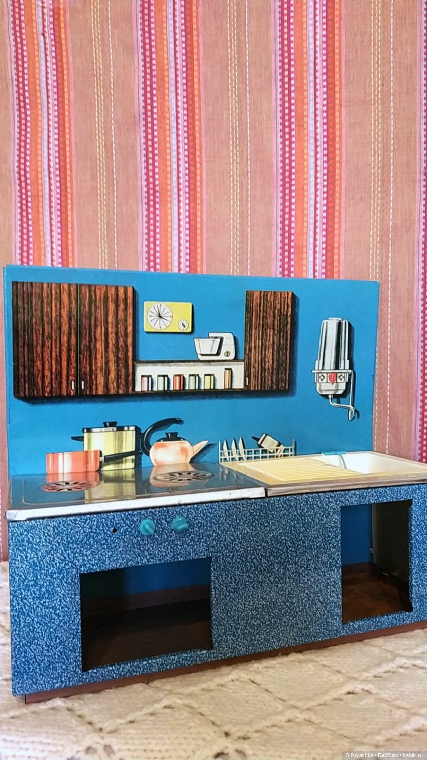 Мастер на все руки Юри ремонтирует кухню (фото 10)