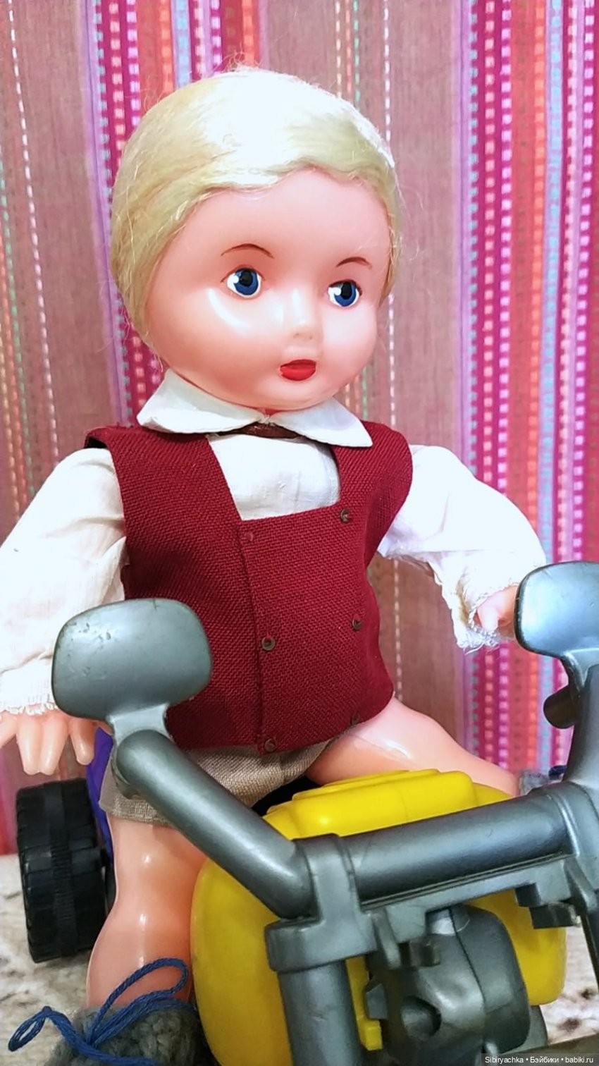 Мастер на все руки Юри ремонтирует кухню (фото 7)