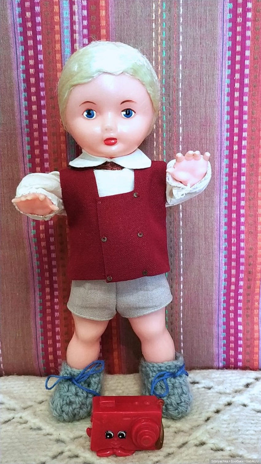 Мальчики тоже играют в куклы