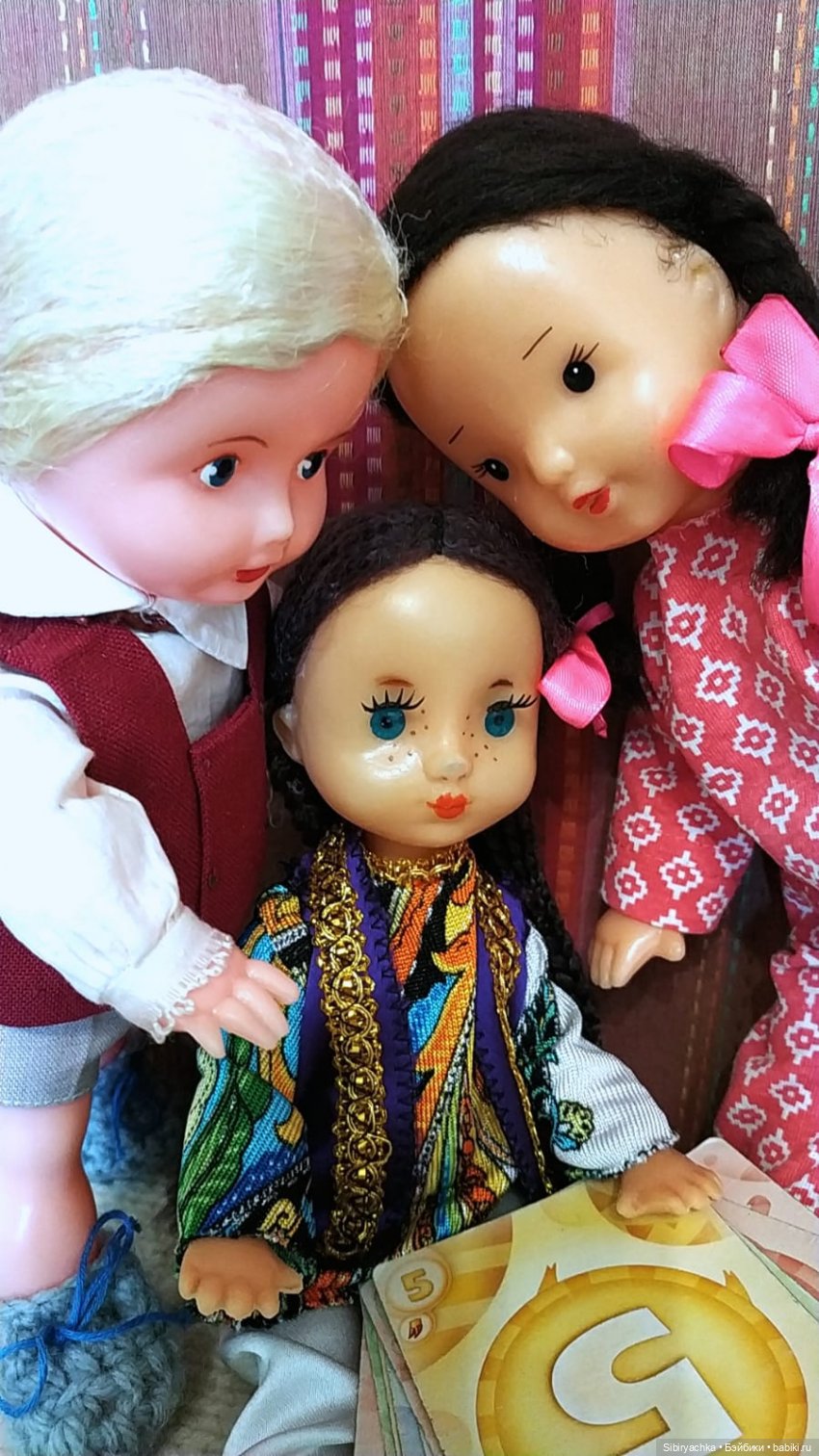 Юри, Вета и Юляшка встретились с игрушками своего детства (фото 6)