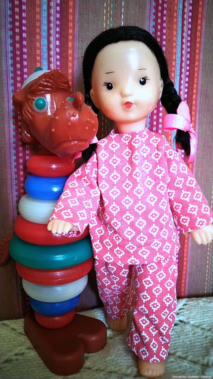 Юри, Вета и Юляшка встретились с игрушками своего детства