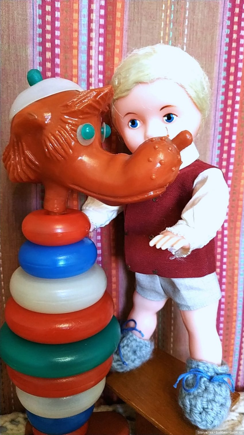 Юри, Вета и Юляшка встретились с игрушками своего детства