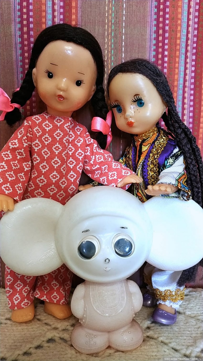 Юри, Вета и Юляшка встретились с игрушками своего детства