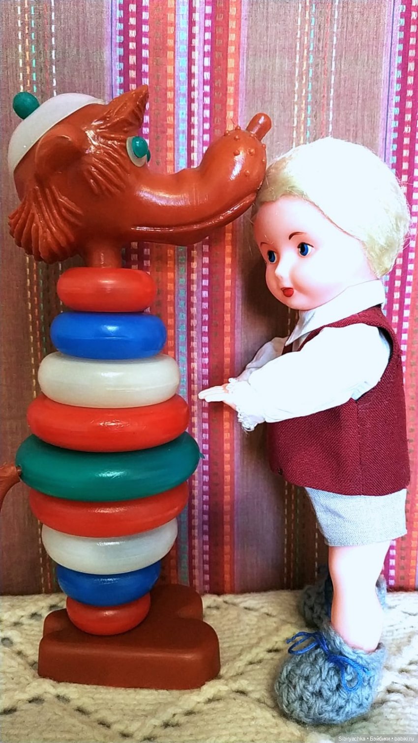 Юри, Вета и Юляшка встретились с игрушками своего детства