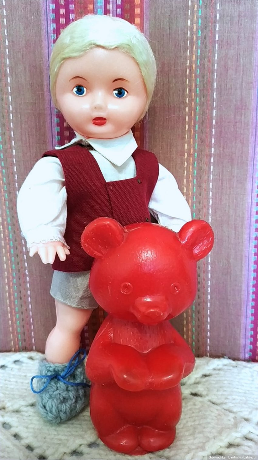 Юри, Вета и Юляшка встретились с игрушками своего детства