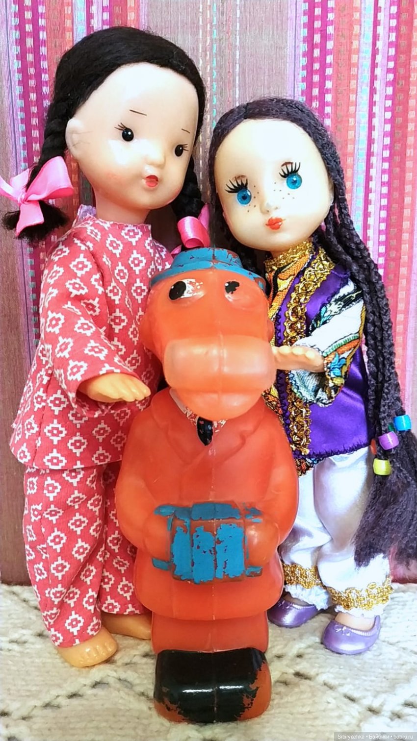 Юри, Вета и Юляшка встретились с игрушками своего детства