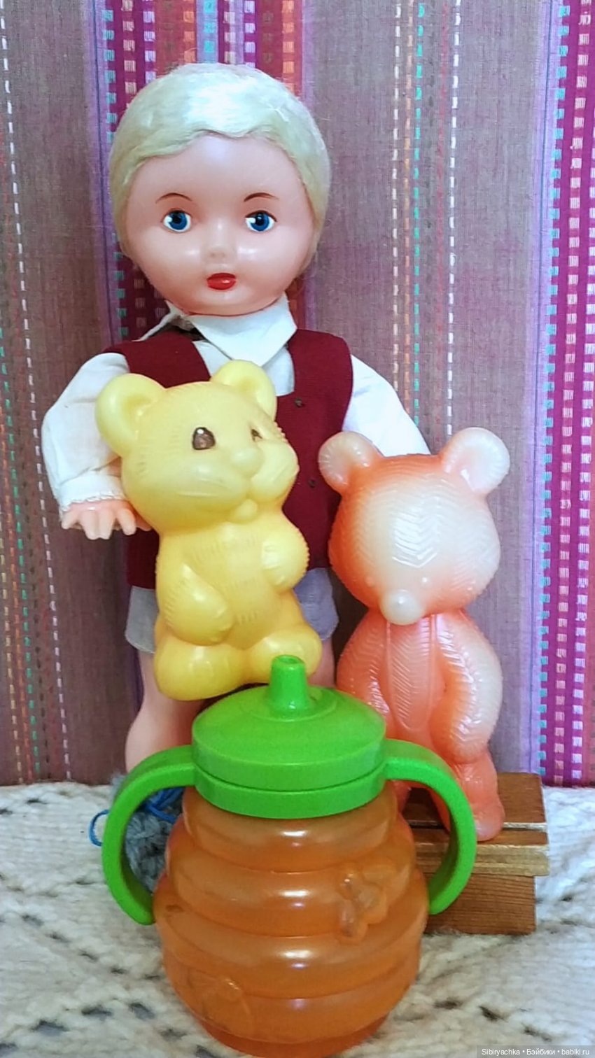 Юри, Вета и Юляшка встретились с игрушками своего детства