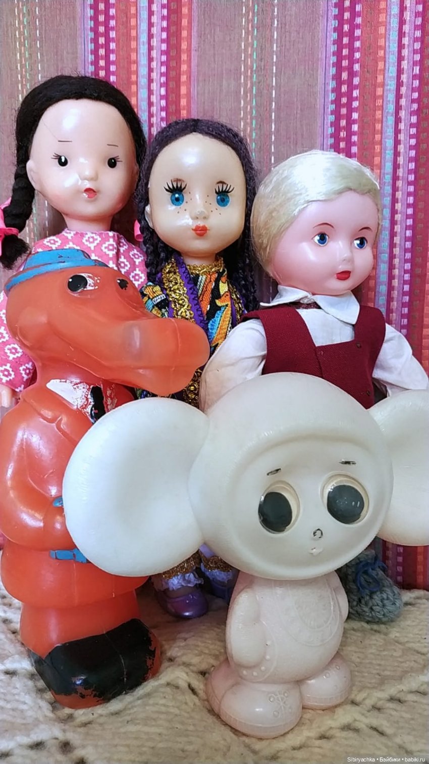 Юри, Вета и Юляшка встретились с игрушками своего детства