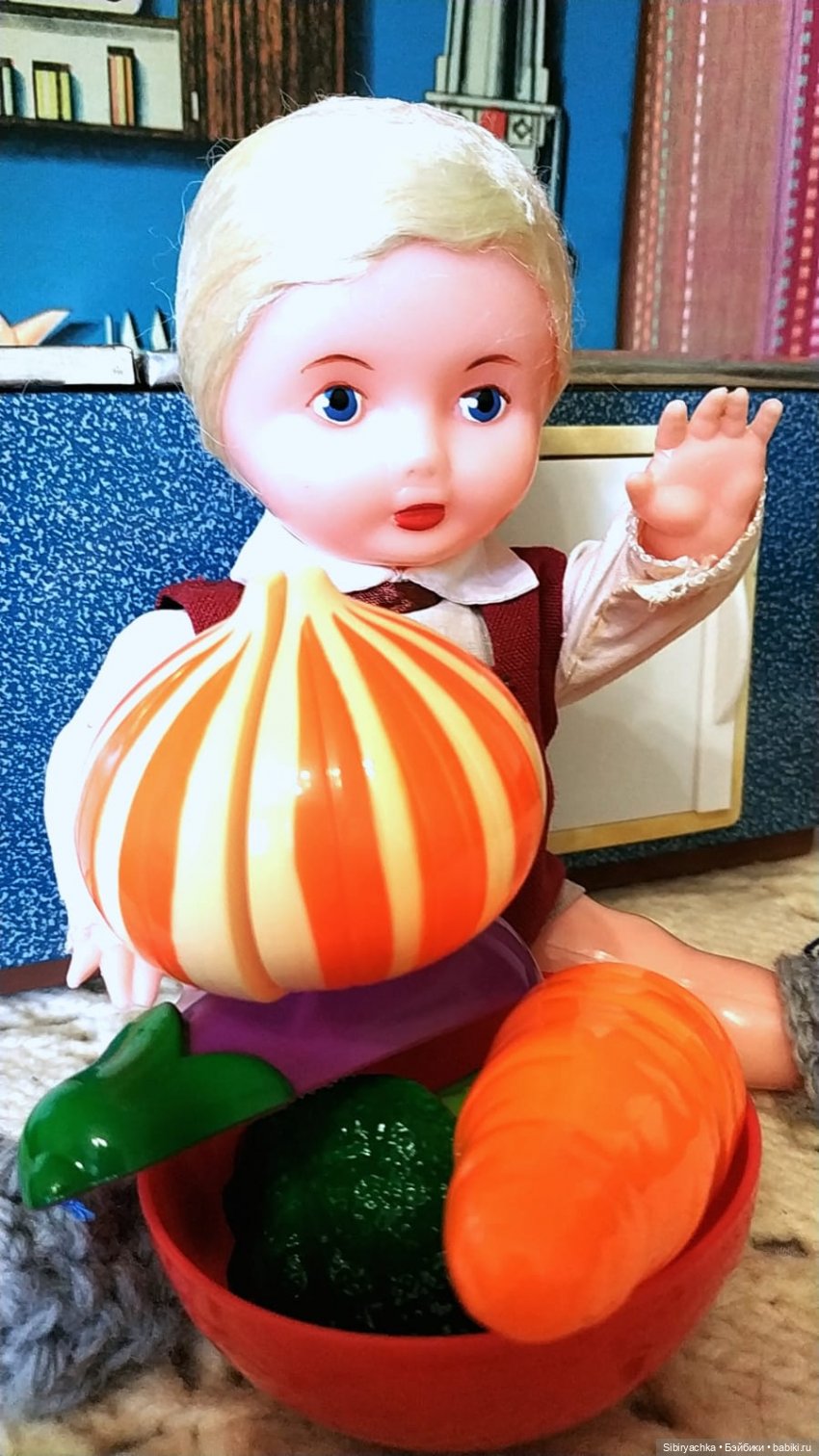 Приготовление обеда - нелёгкая задача для Юри