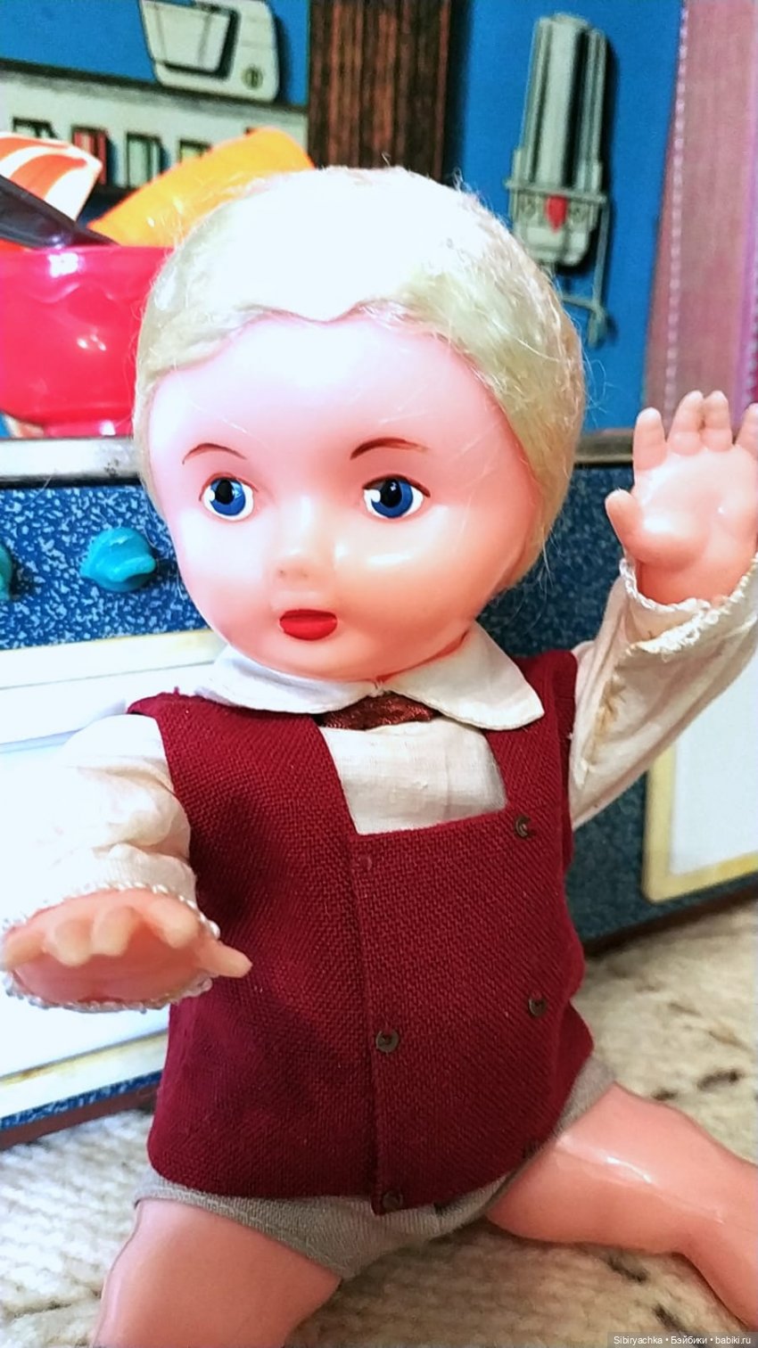 Приготовление обеда - нелёгкая задача для Юри