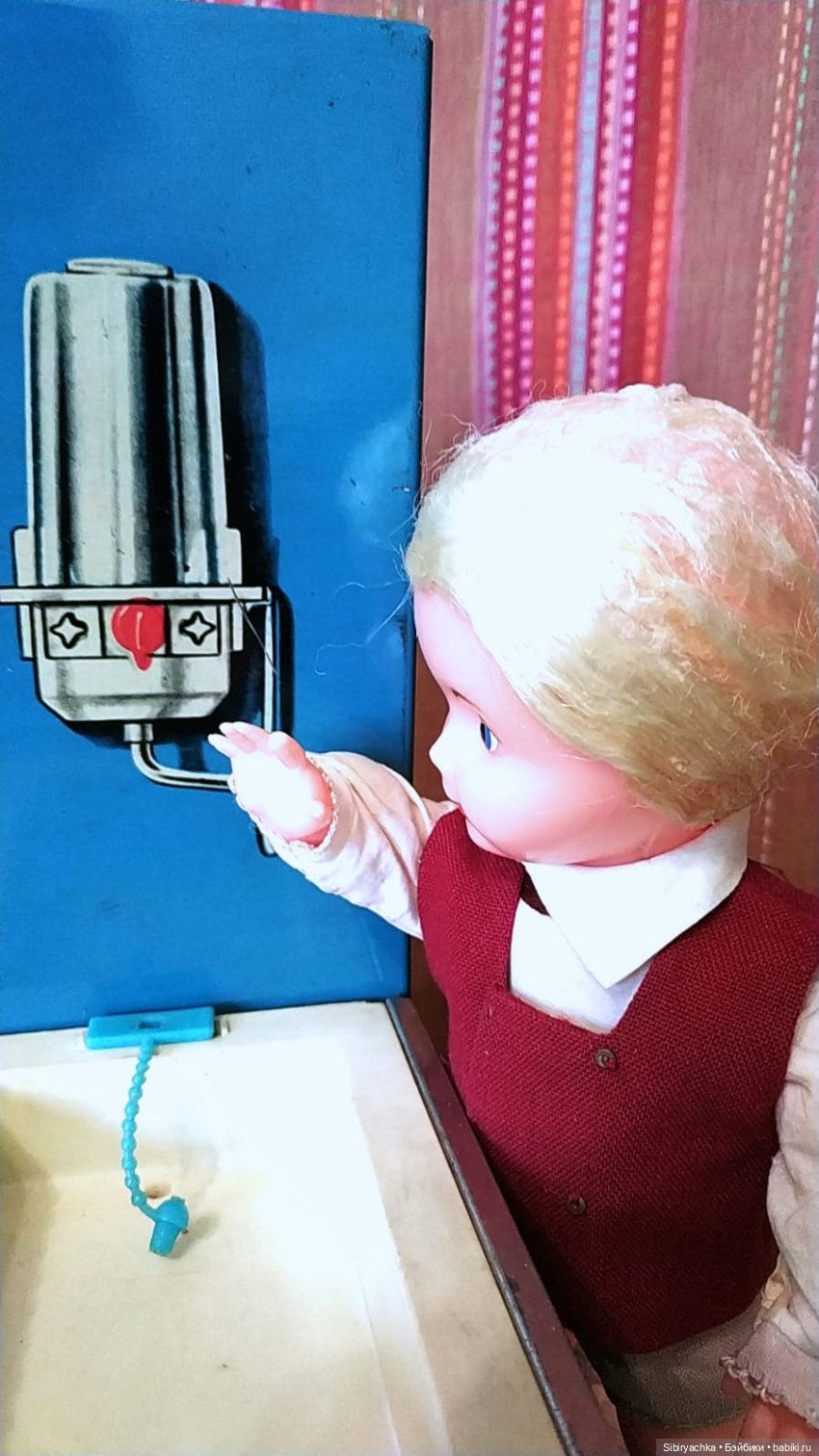 Приготовление обеда - нелёгкая задача для Юри (фото 6)