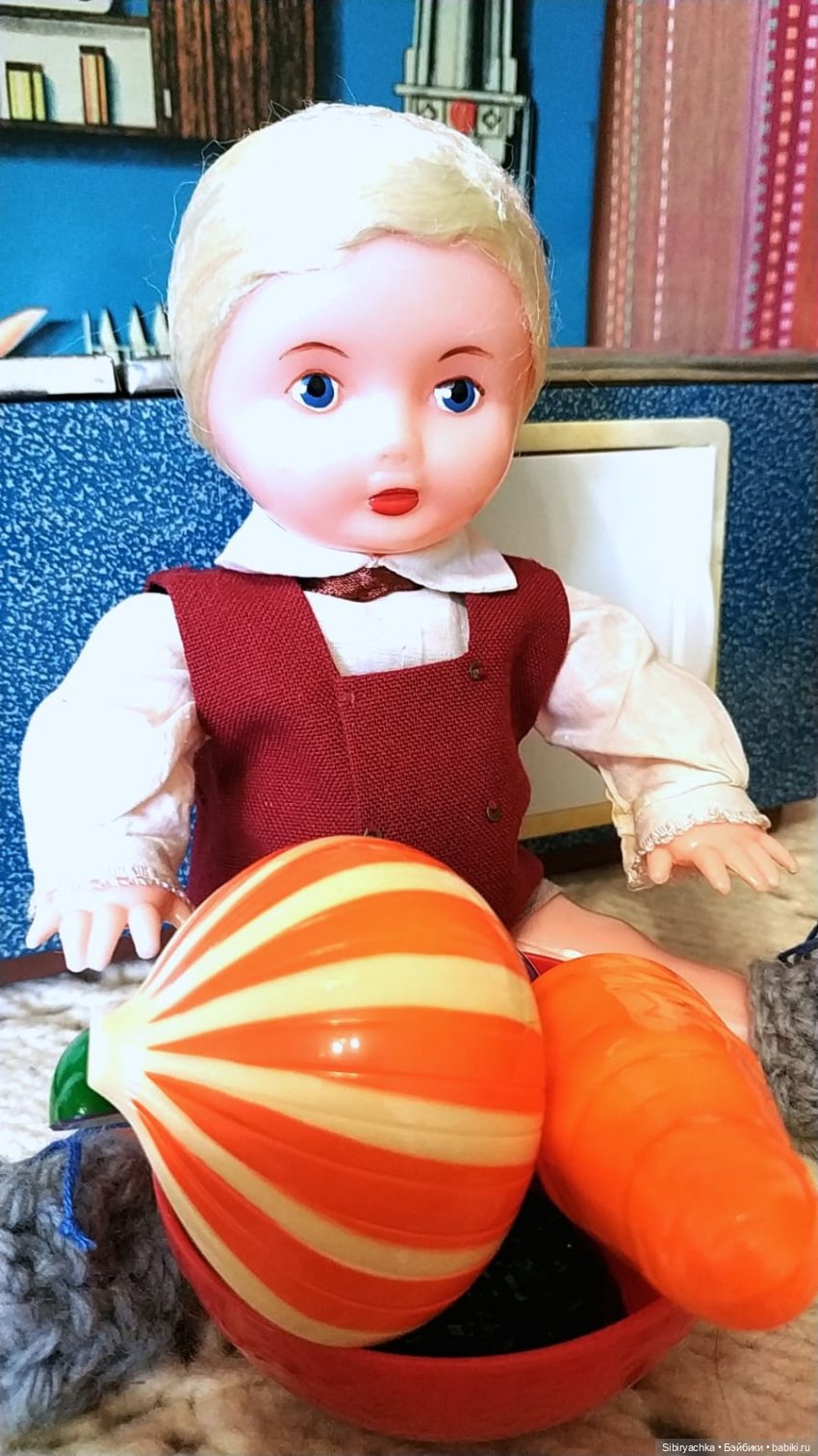 Приготовление обеда - нелёгкая задача для Юри