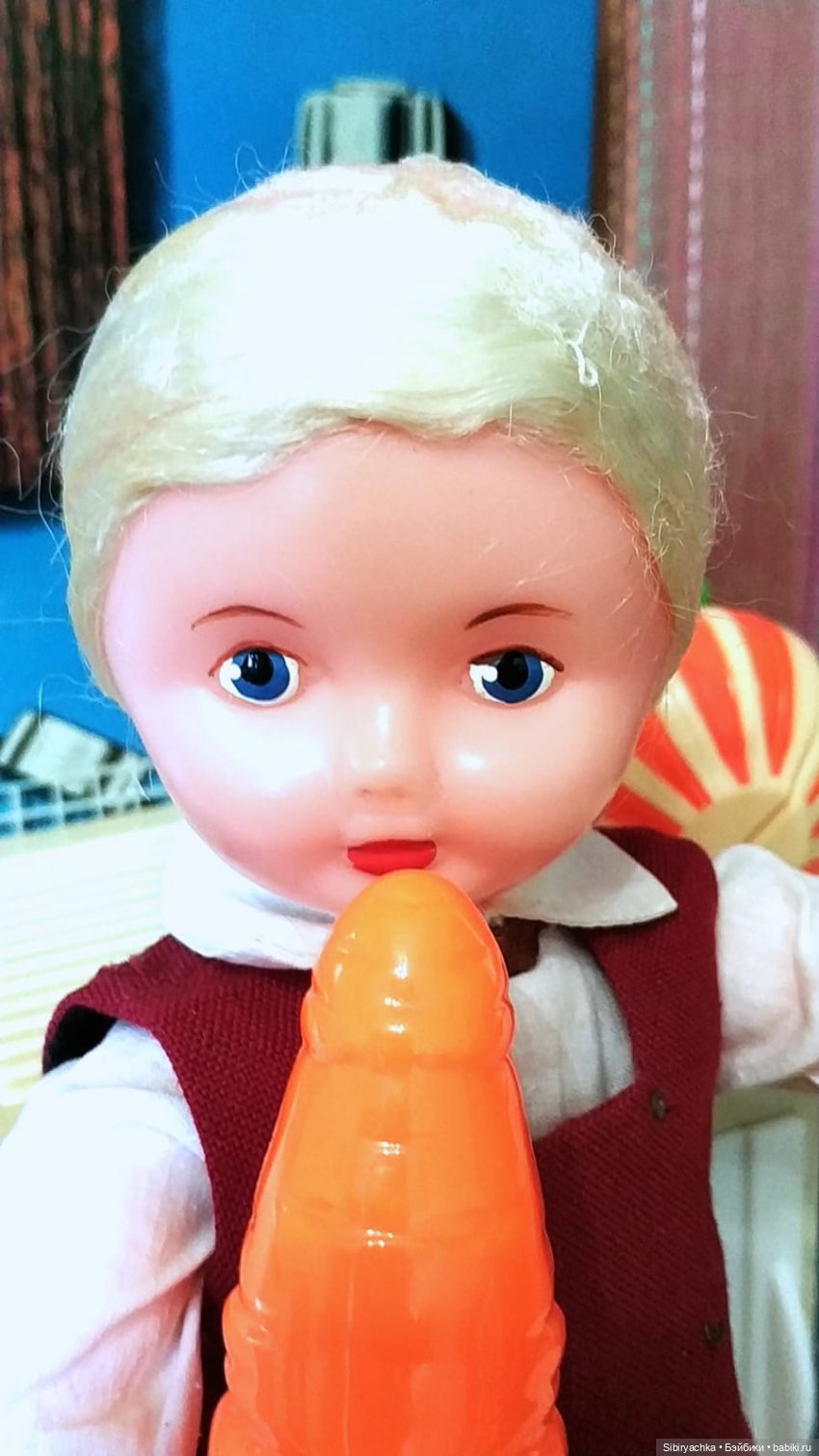 Приготовление обеда - нелёгкая задача для Юри