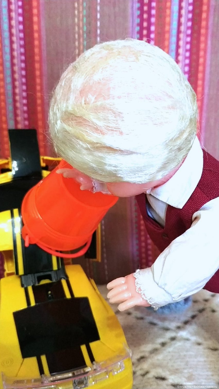 Новая машина Юри показывает свой характер