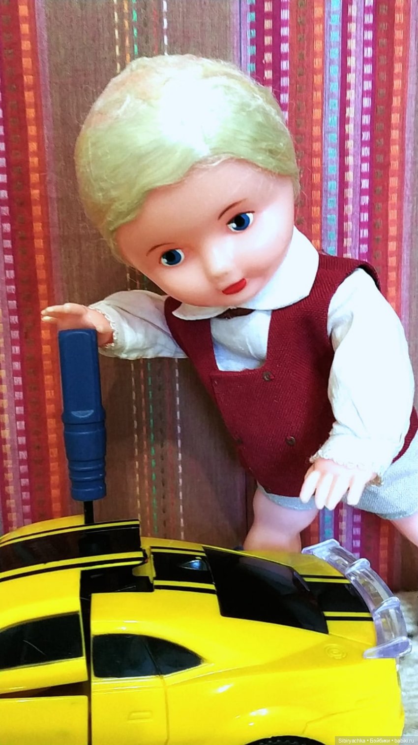 Новая машина Юри показывает свой характер (фото 9)