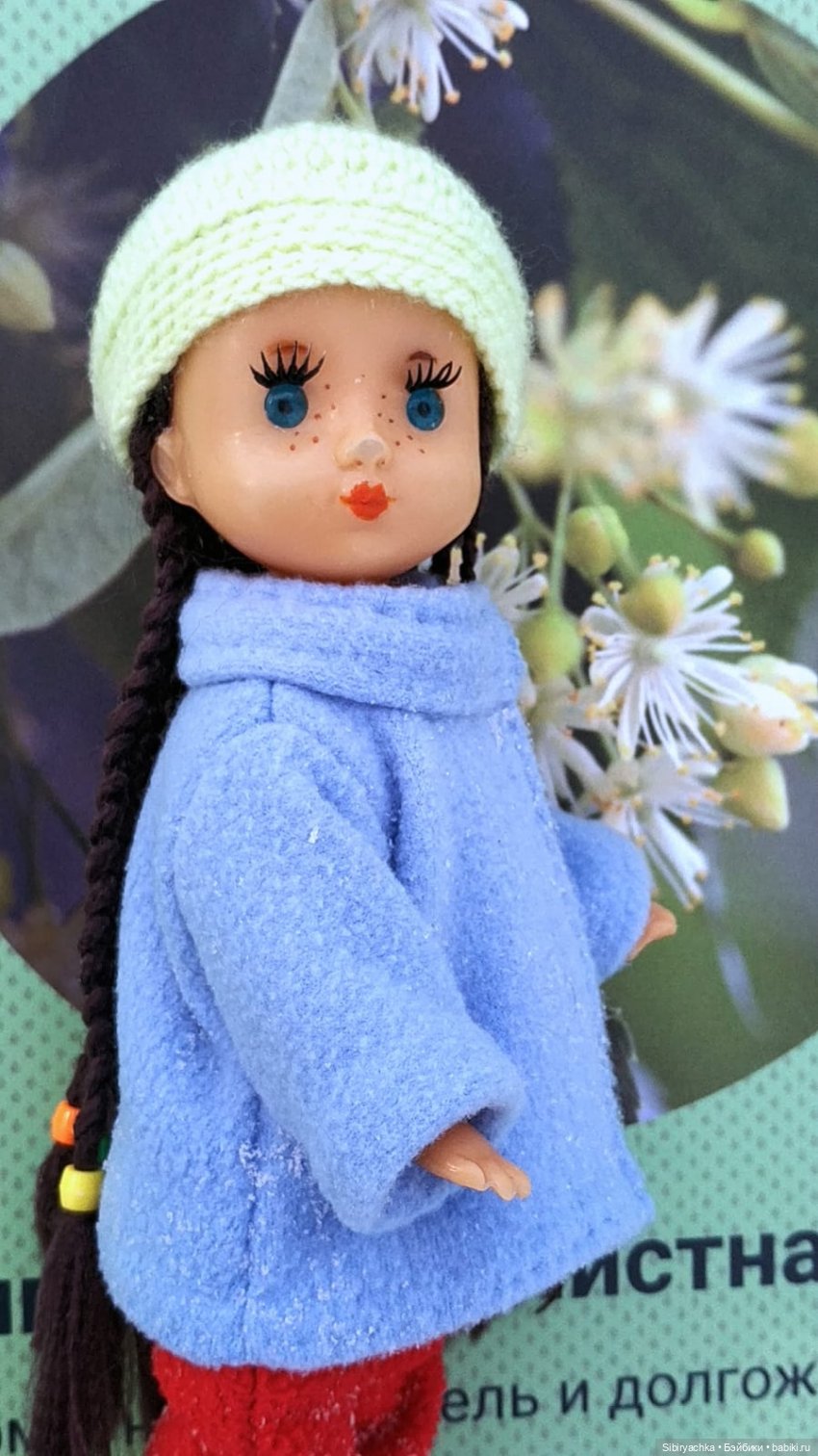 Прогулка Веты в сибирском лесу