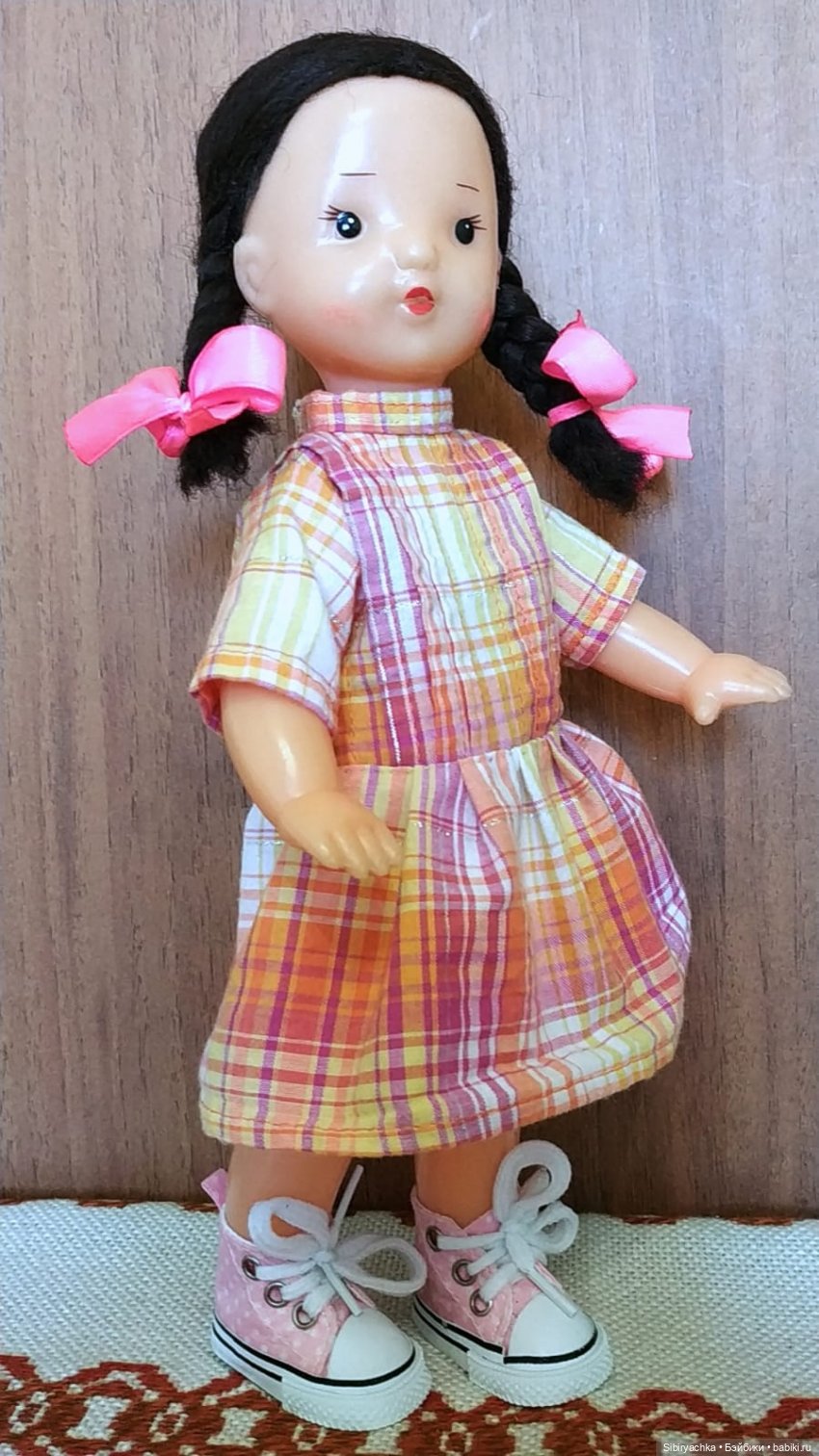 Новое платье Юляшки — Советские винтажные куклы (СССР): Ленигрушка