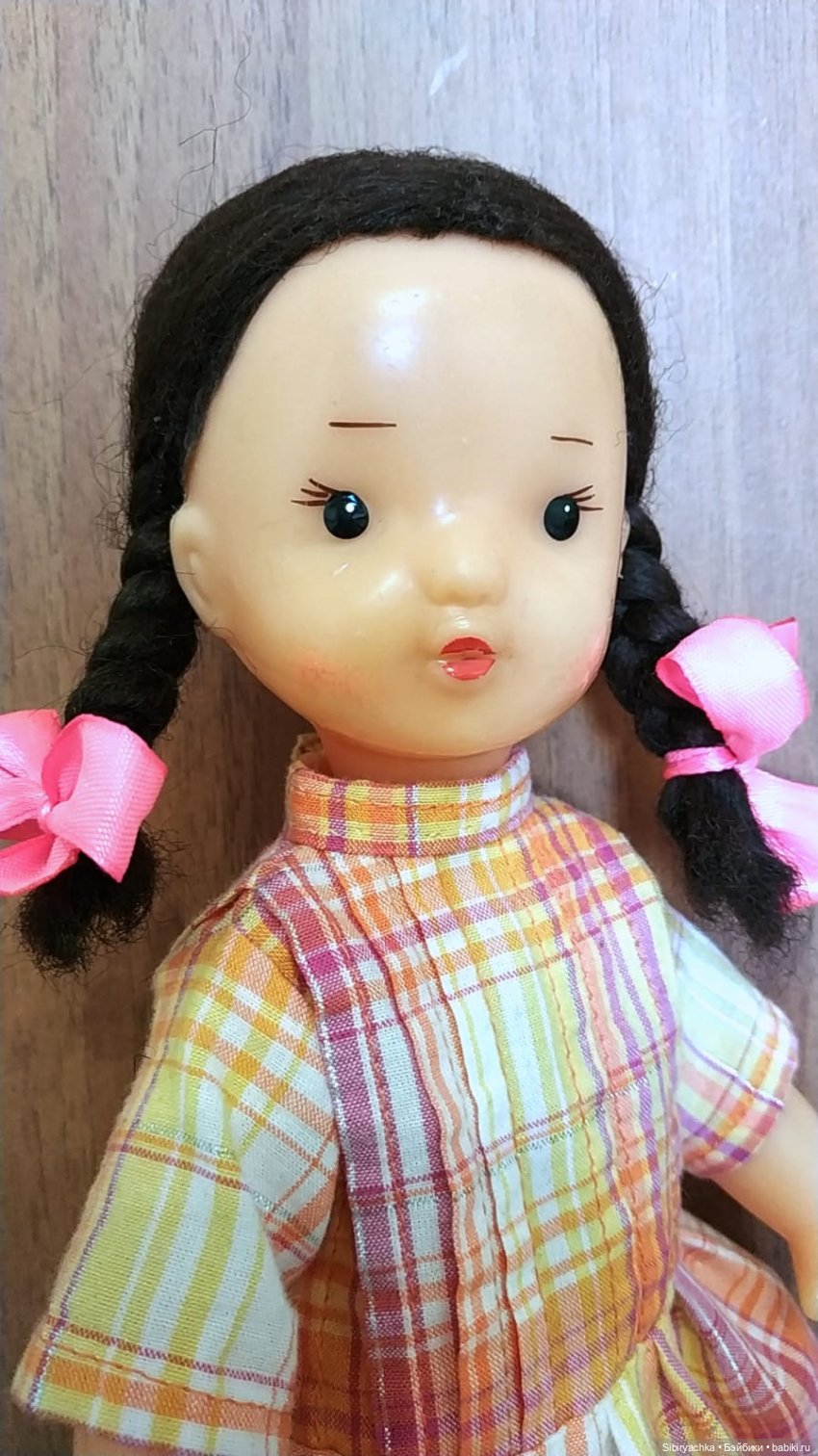Новое платье Юляшки — Советские винтажные куклы (СССР): Ленигрушка