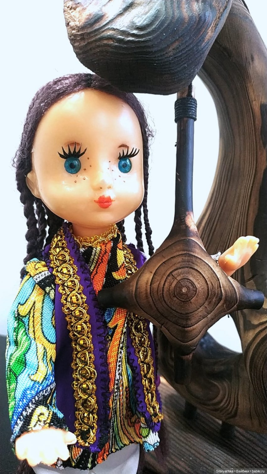 Вета отправилась на выставку или кто такие караканчики