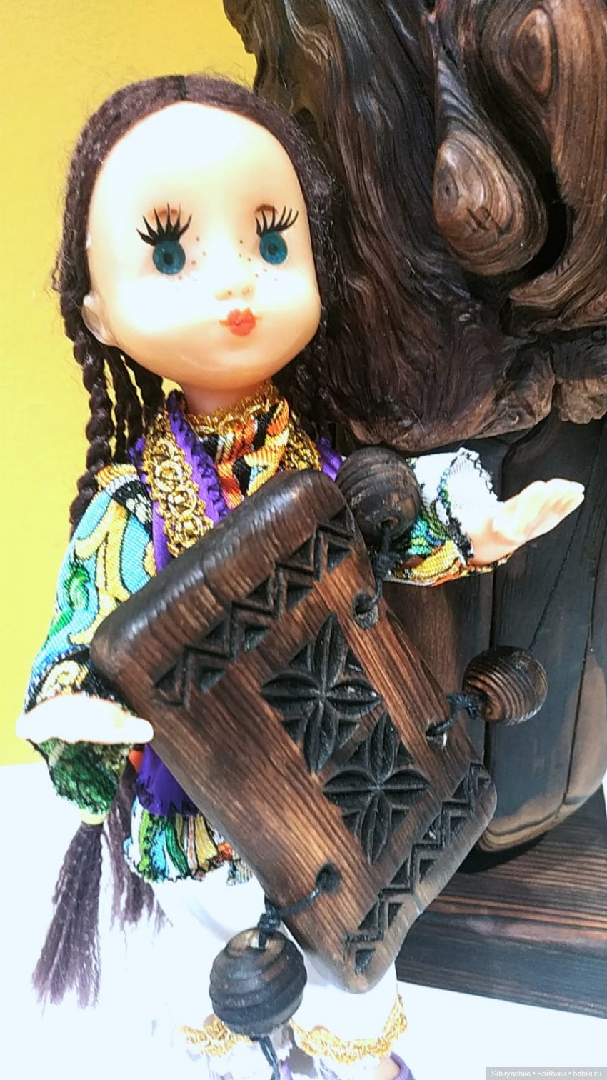 Вета отправилась на выставку или кто такие караканчики