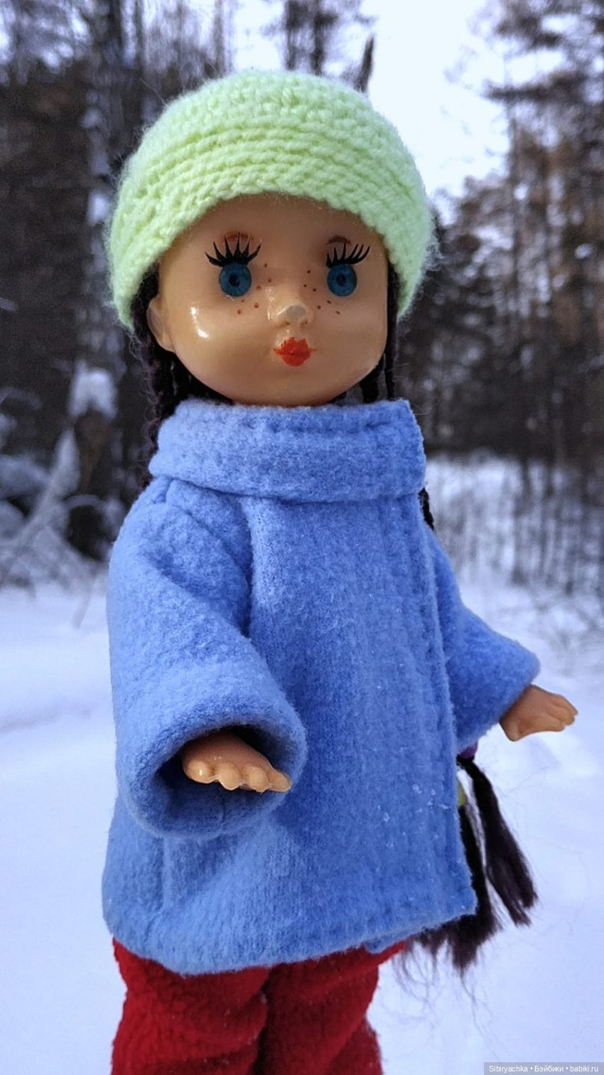 Первая лыжная прогулка Веты (фото 7)