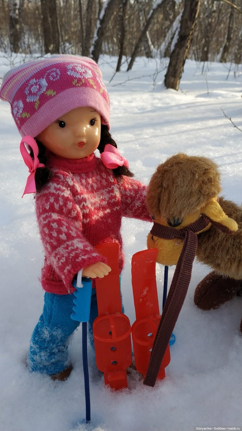 Лыжная прогулка Юляшки и Тома