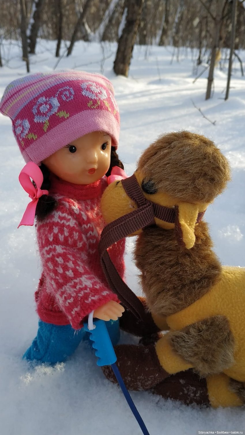 Лыжная прогулка Юляшки и Тома