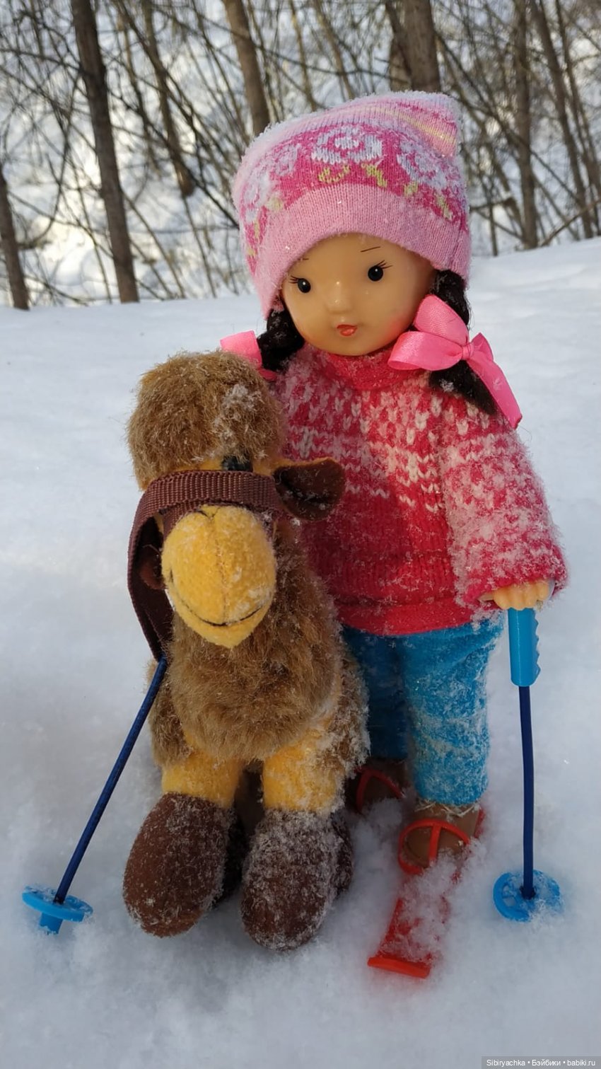 Лыжная прогулка Юляшки и Тома