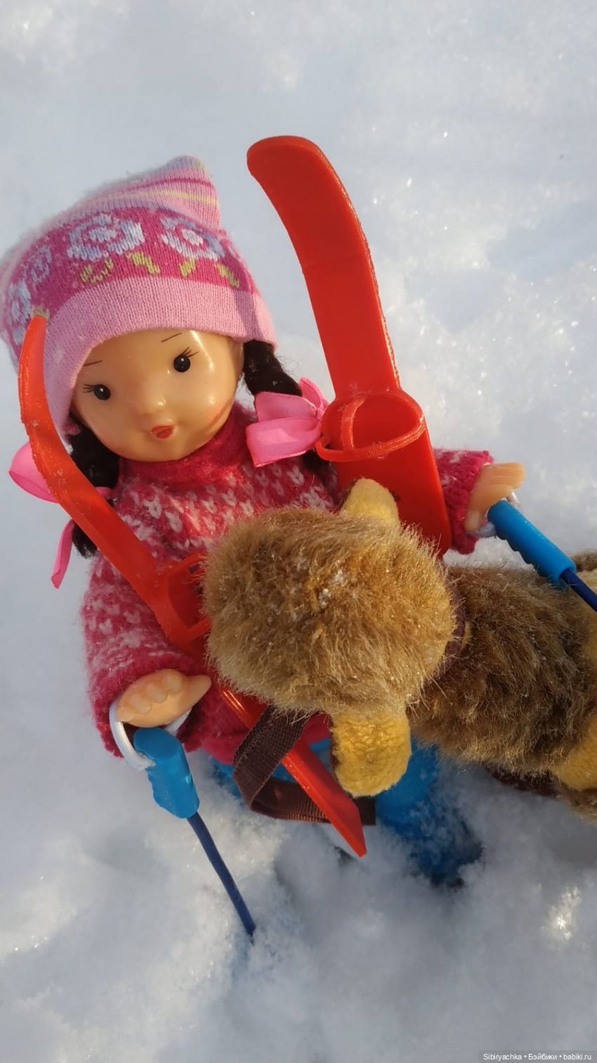 Лыжная прогулка Юляшки и Тома