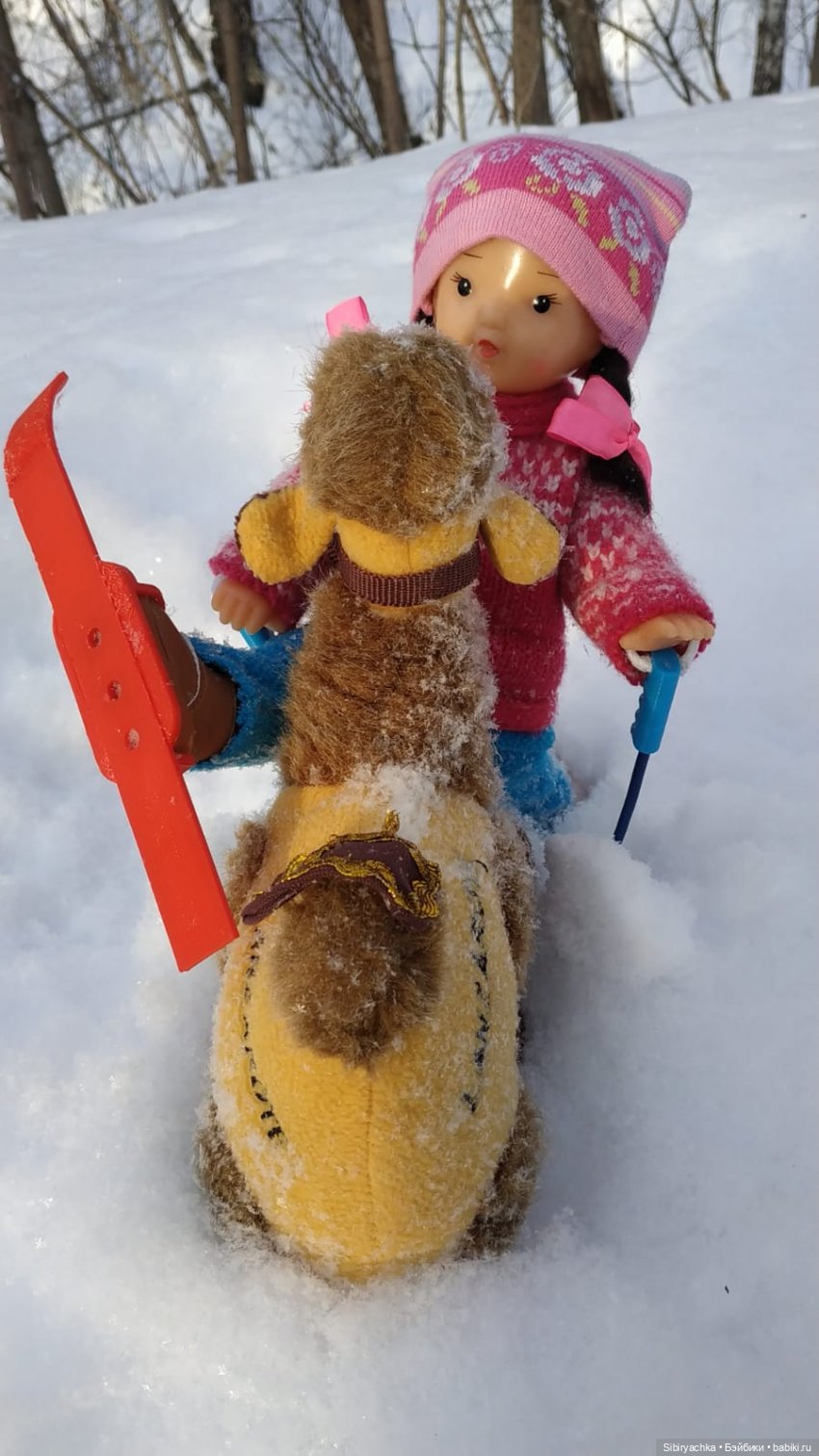 Лыжная прогулка Юляшки и Тома