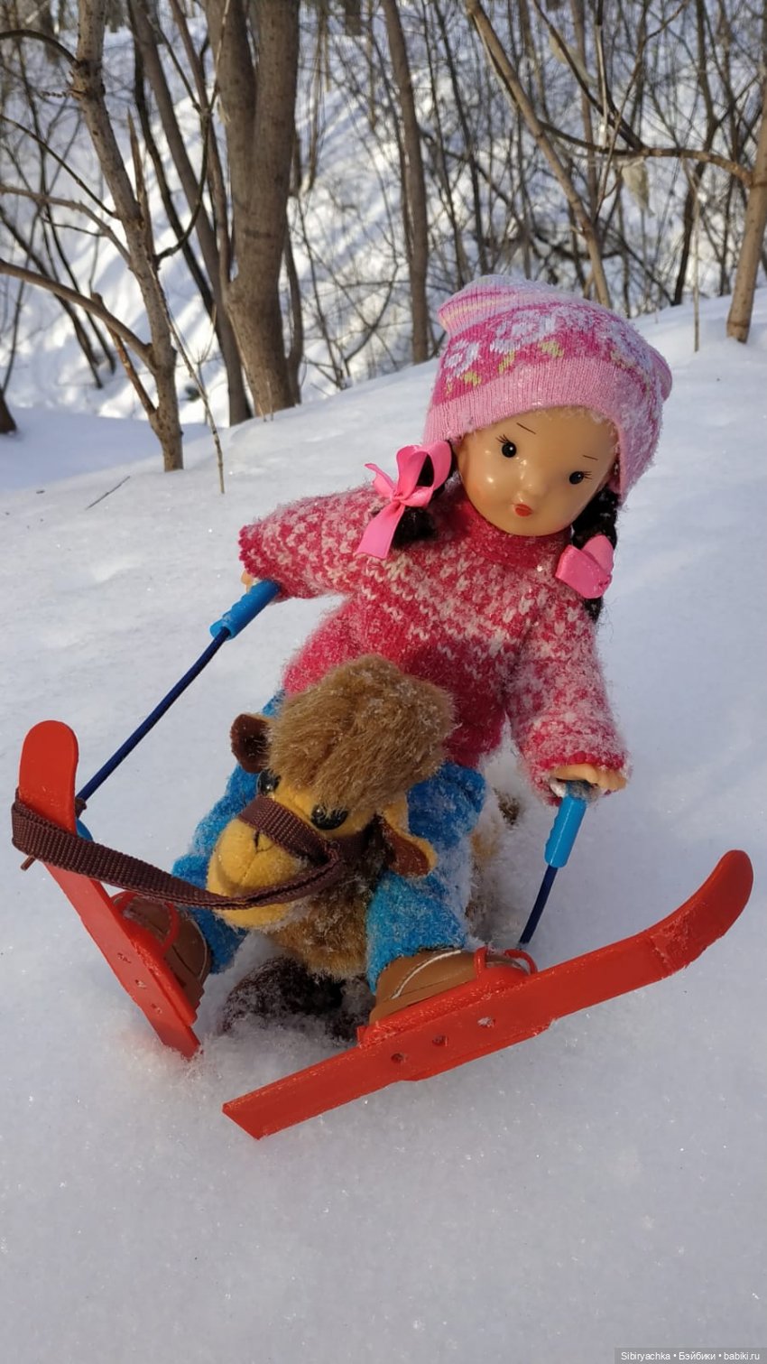 Лыжная прогулка Юляшки и Тома