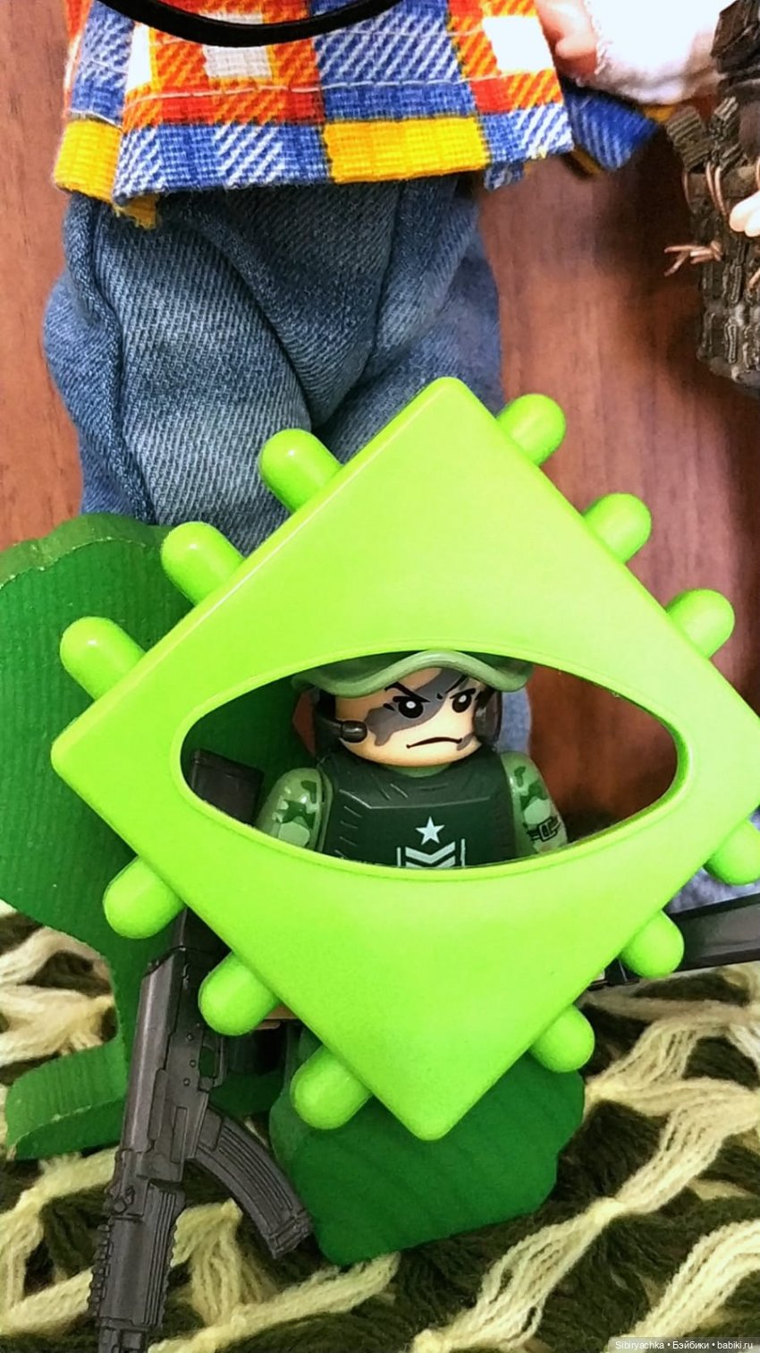 Военно-мирные игры Юляшки и Юри